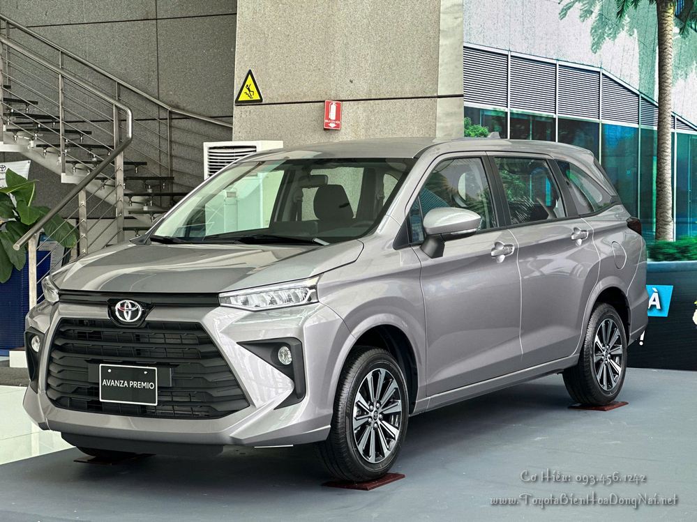 Toyota Avanza Premio HinhChupXe 14