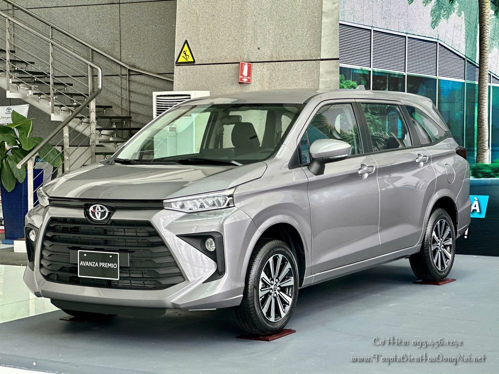 Toyota Avanza Premio HinhChupXe 16