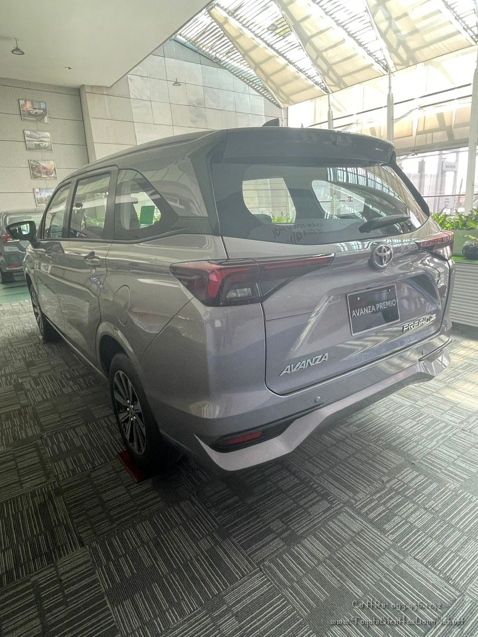 Toyota Avanza Premio HinhChupXe 18