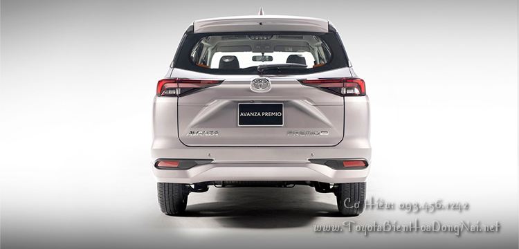 Toyota Avanza Premio NgoaiThat 3