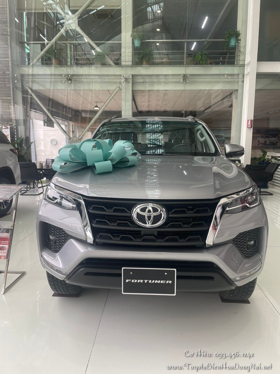Toyota Fortuner (Dầu) 76 Toyota Fortuner Diesel HinhChupXe 14