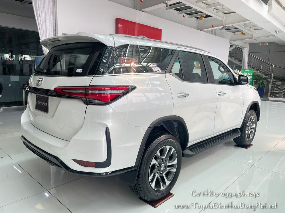 Toyota Fortuner Diesel HinhChupXe 15
