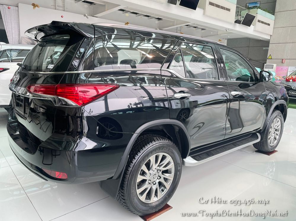 Toyota Fortuner Diesel HinhChupXe 5