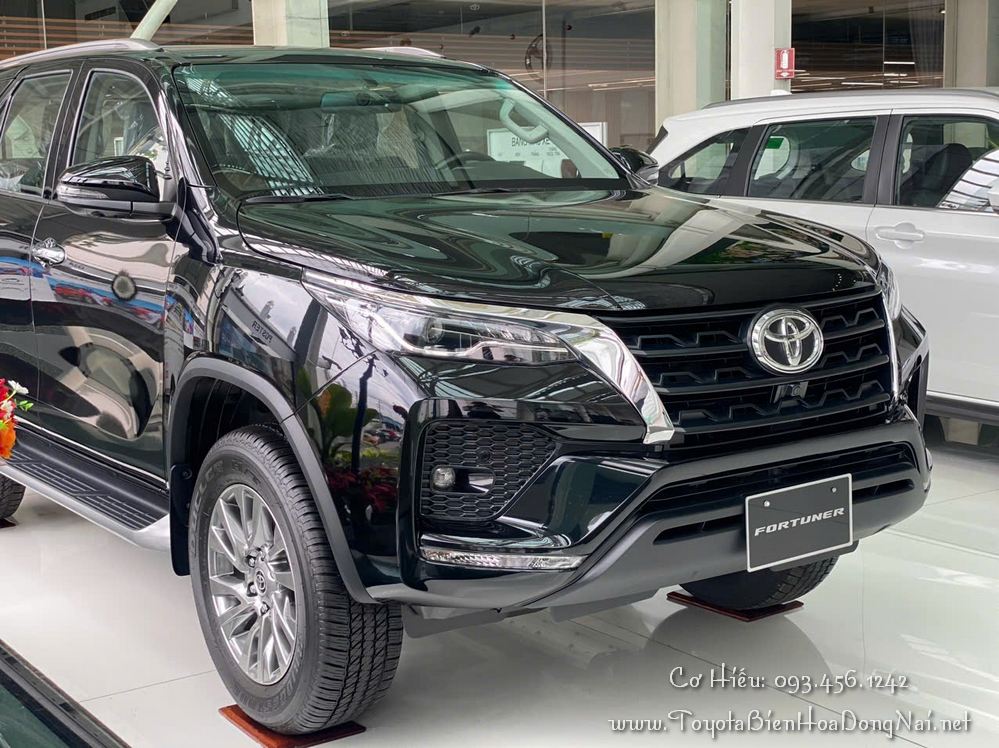 Toyota Fortuner Gasoline HinhChupXe 13