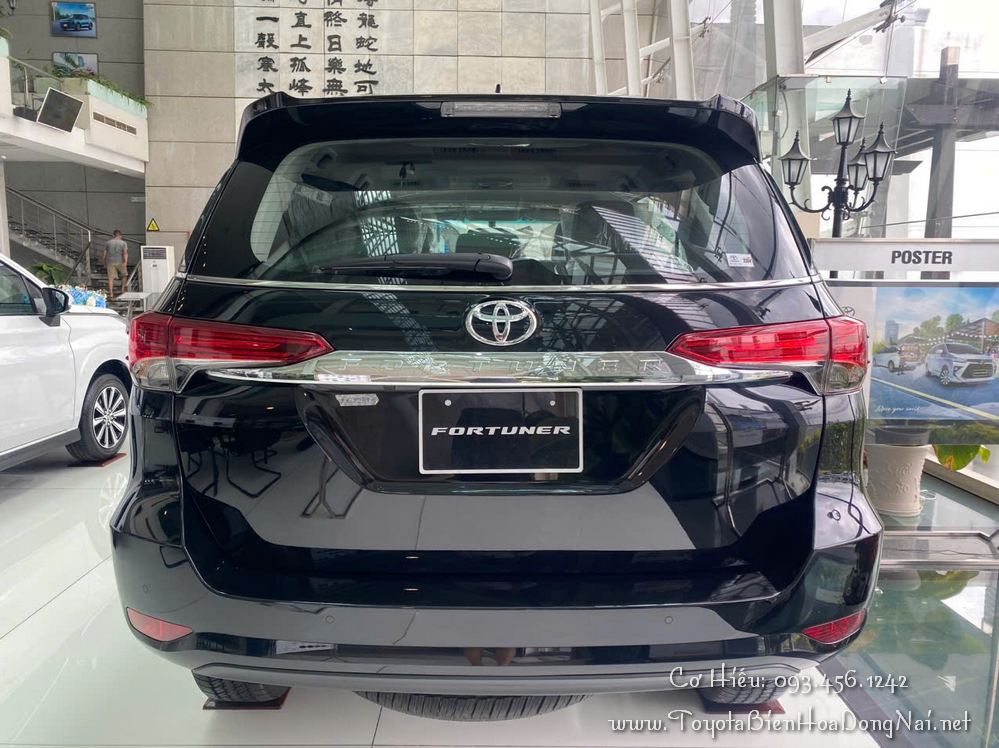 Toyota Fortuner Gasoline HinhChupXe 15