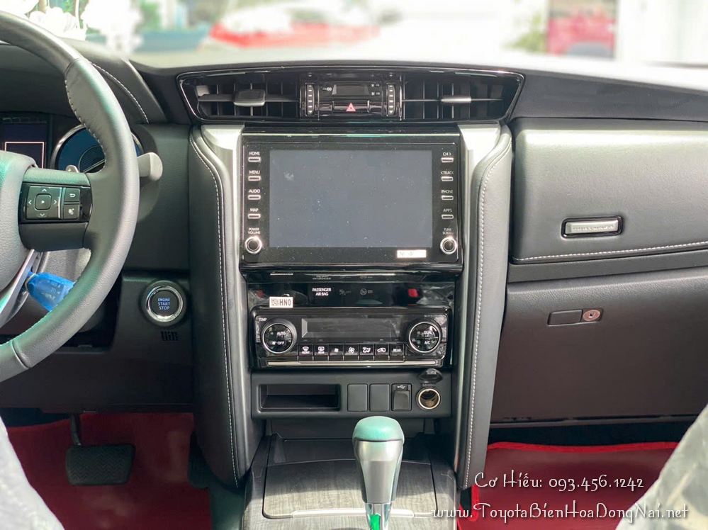Toyota Fortuner (Xăng) 78 Toyota Fortuner Gasoline HinhChupXe 7
