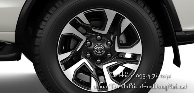 Toyota Fortuner (Xăng) 76 Toyota Fortuner Gasoline NgoaiThat 2