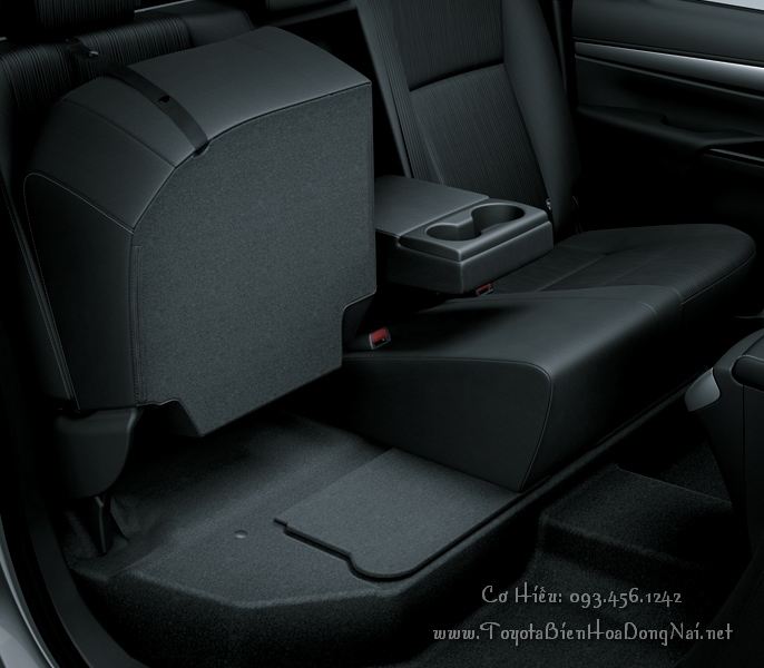 Toyota Hilux NoiThat 5