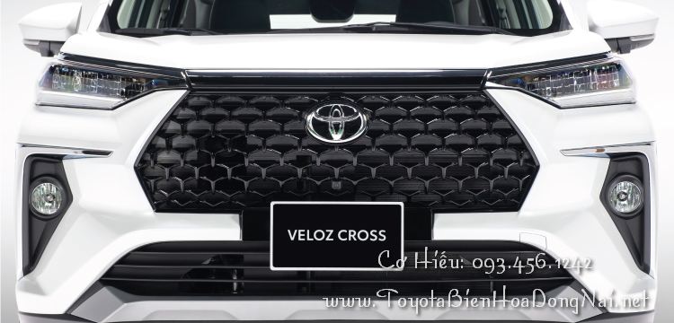 Toyota Veloz Cross 72 Toyota Veloz Cross NgoaiThat 2