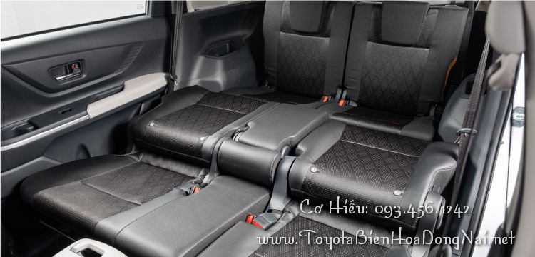 Toyota Veloz Cross NoiThat 3