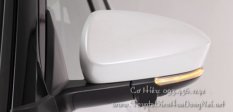 Toyota Yaris Cross NgoaiThat 3